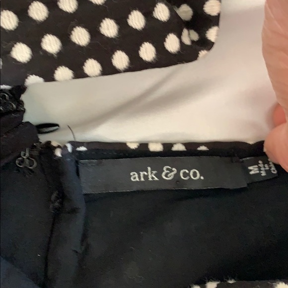 Black and whit dots dress - Picture 4 of 8